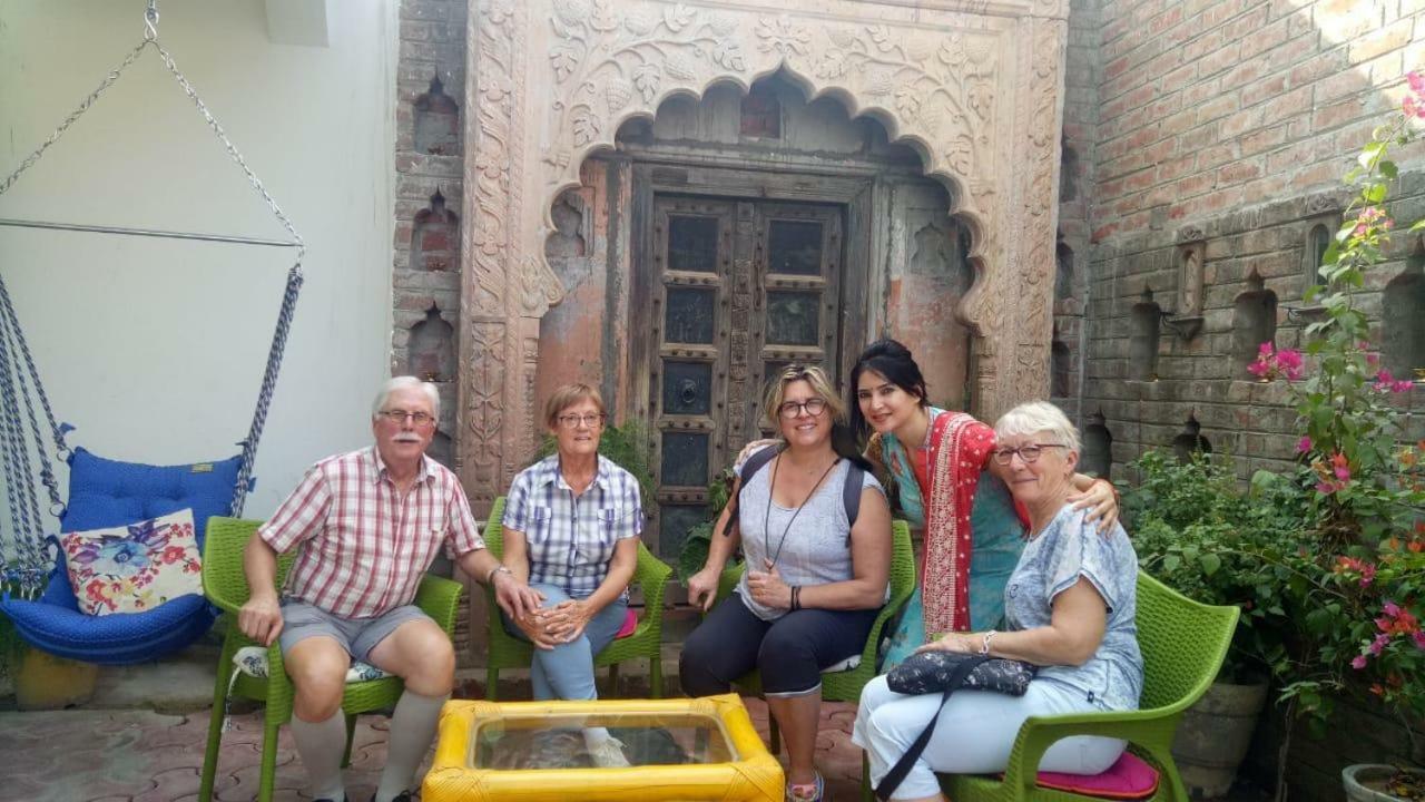 Coral Country Homestay Agra  Dış mekan fotoğraf